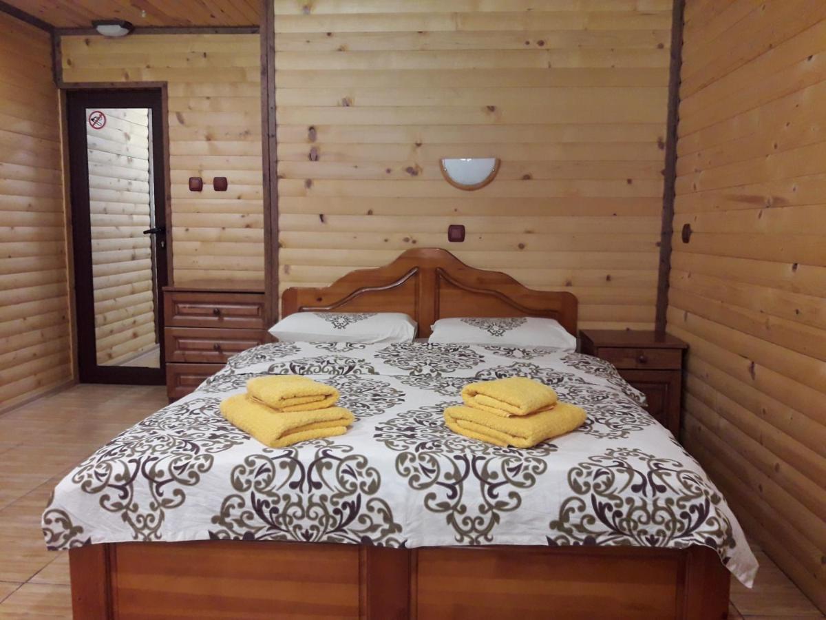 Guest House Chobaka Trigrad Exterior foto
