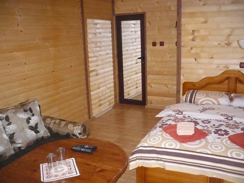 Guest House Chobaka Trigrad Zimmer foto