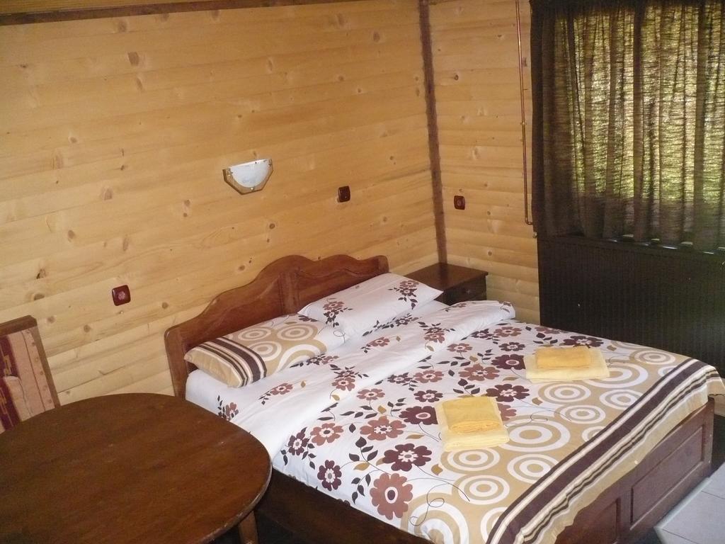 Guest House Chobaka Trigrad Zimmer foto