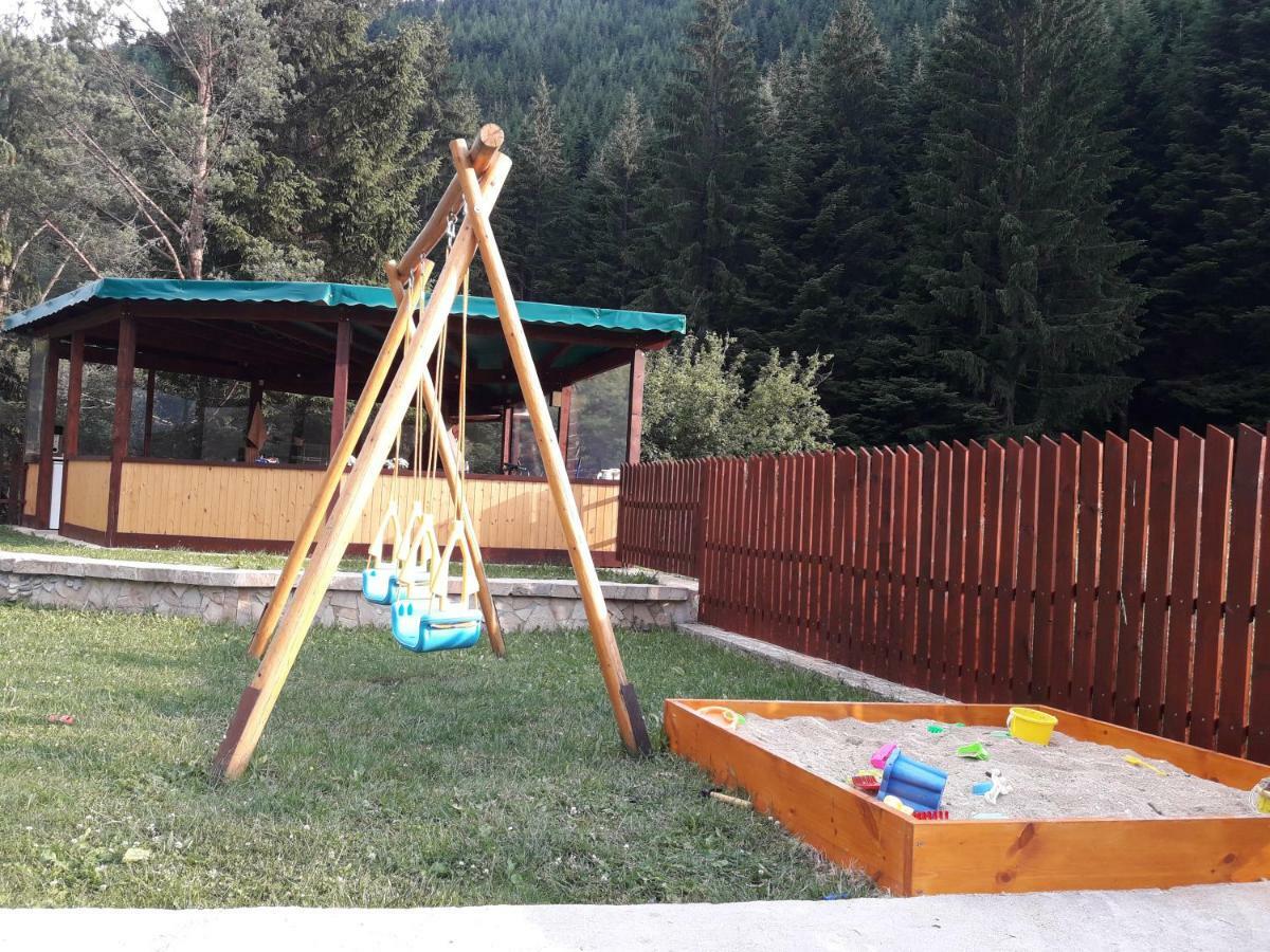 Guest House Chobaka Trigrad Exterior foto